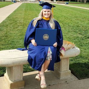 Meet your Posher, Melissa